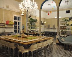 חלל האירוח במתחם בן צבי 78