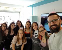 שף יוחנן ברנשטיין עם משתתפות הסדנה הביתית